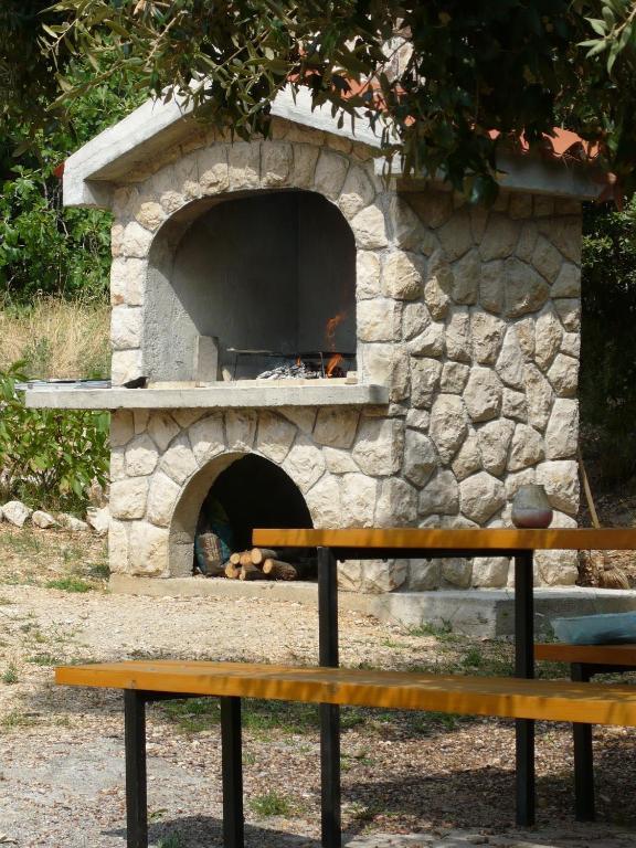 Apartments Dokovic Barbat na Rabu Екстер'єр фото